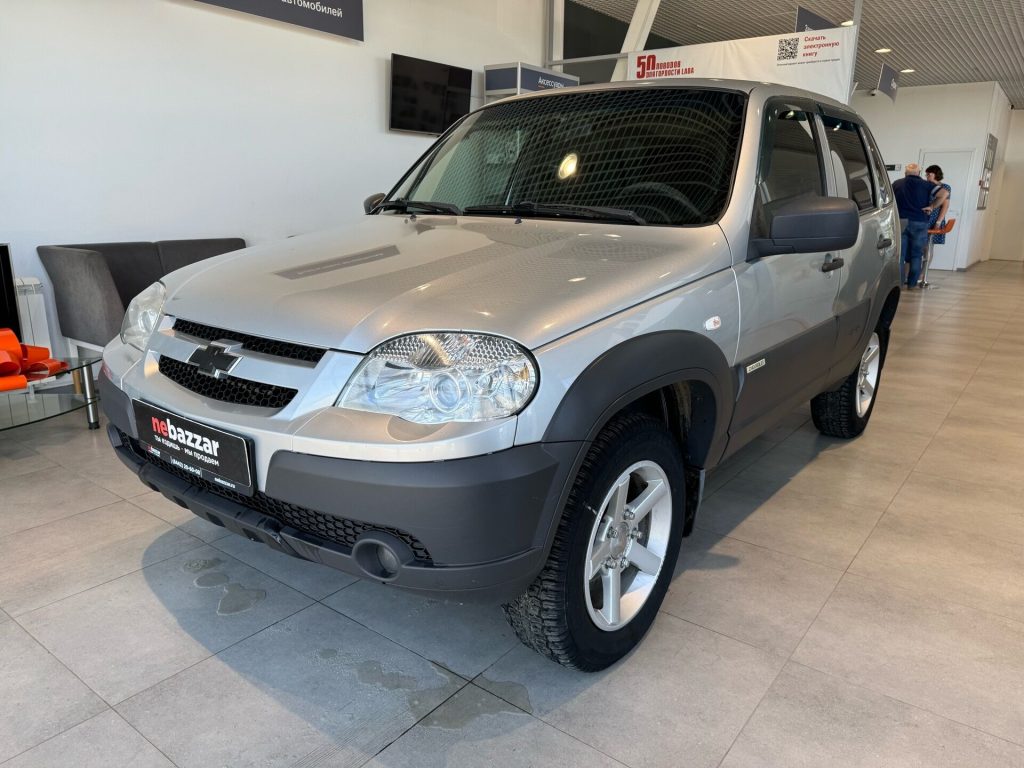 Chevrolet Niva, I Рестайлинг Внедорожник 5 дв.